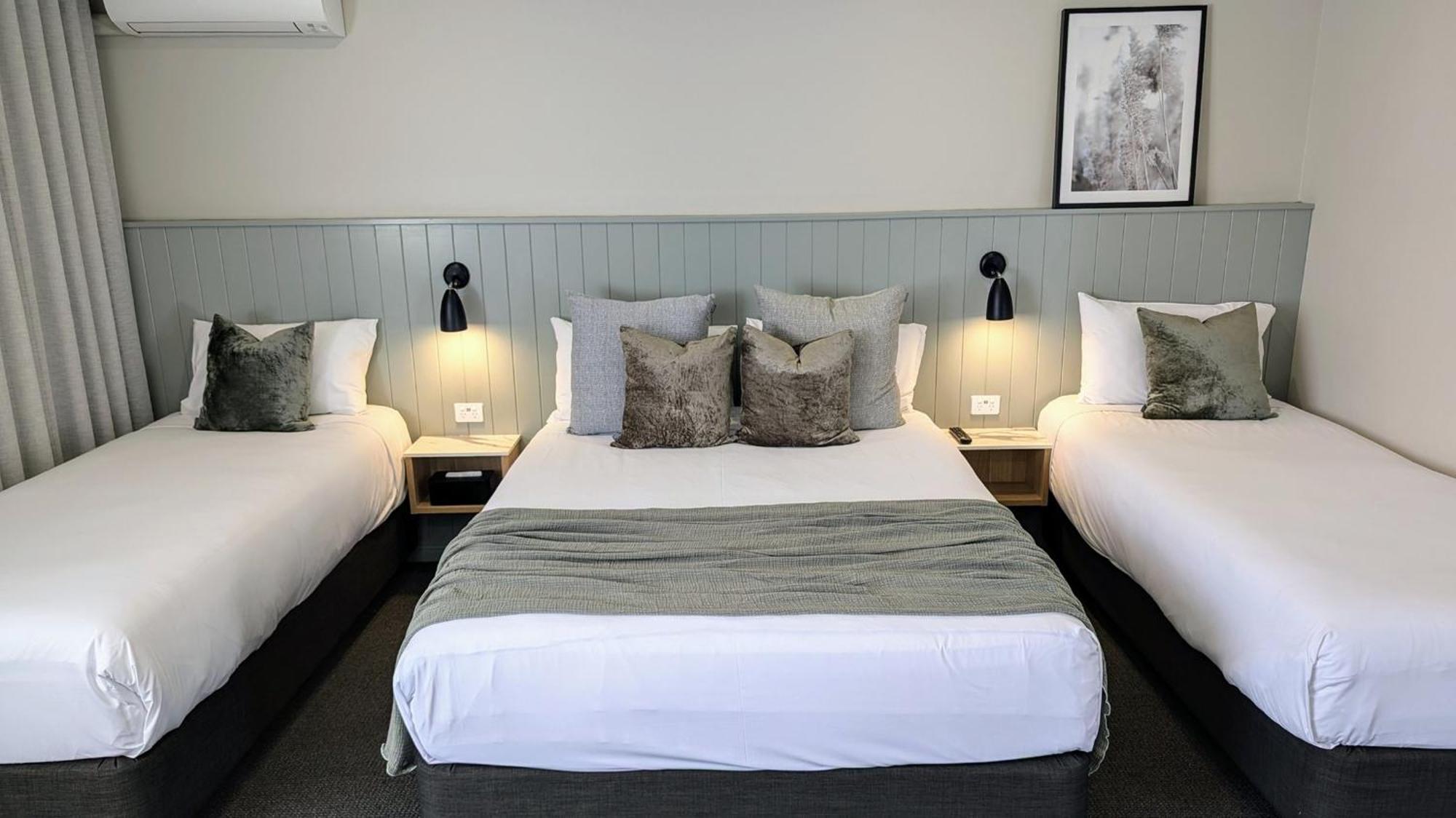 The Clairfield Hotel Mudgee Esterno foto