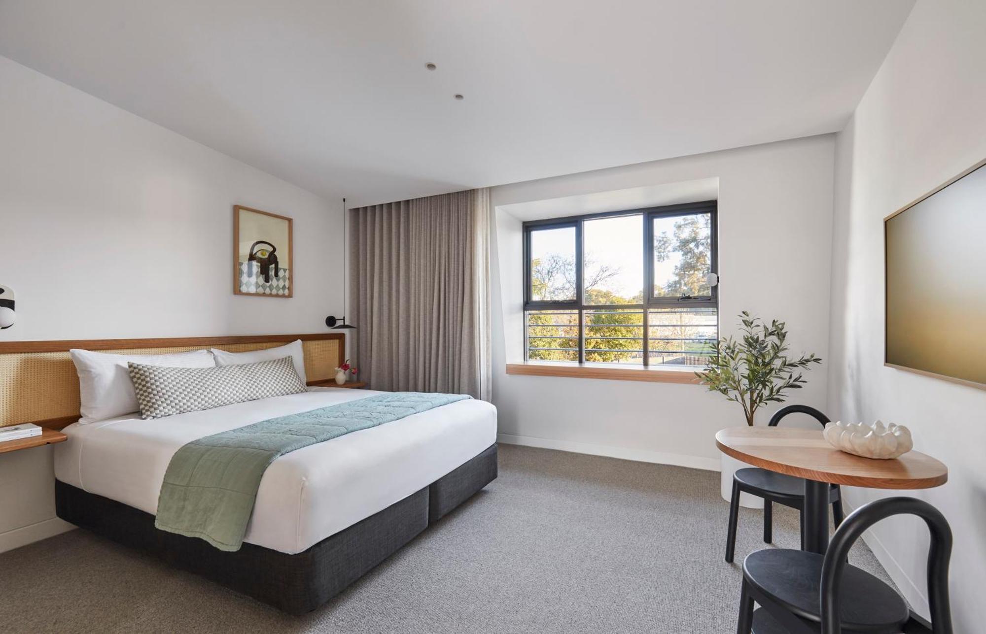 The Clairfield Hotel Mudgee Esterno foto